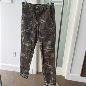 Velvet by Graham & Spencer Men's Camouflage Cargo Pants - Olive/Brown Camo